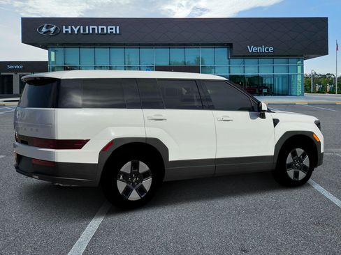 New 2026 Hyundai Santa Fe SE FWD image 8