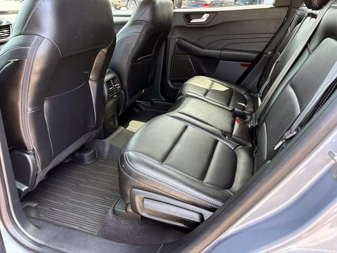Used 2022 Ford Escape SEL AWD/4WD image 13