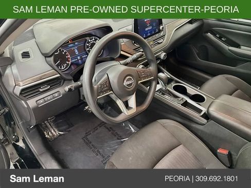 Used 2023 Nissan Altima 2.5 SV FWD image 9