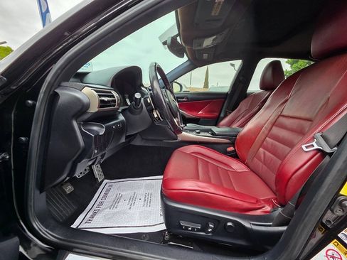 Used 2016 Lexus IS 200t w/ F Sport Package RWD image 34