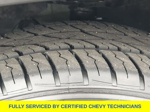 Used 2025 Chevrolet TrailBlazer LT AWD/4WD image 16