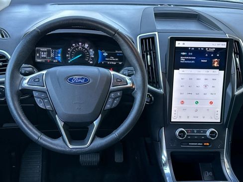 Certified 2024 Ford Edge Titanium AWD/4WD image 15