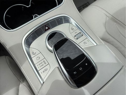 Used 2016 Mercedes-Benz S 63 AMG 4MATIC Sedan image 38