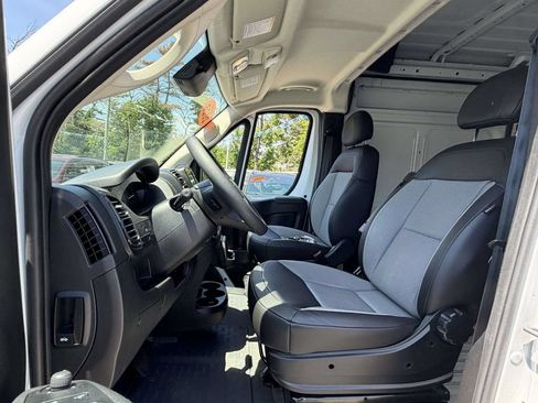 Used 2026 RAM ProMaster 2500 w/ Convenience Group FWD image 19