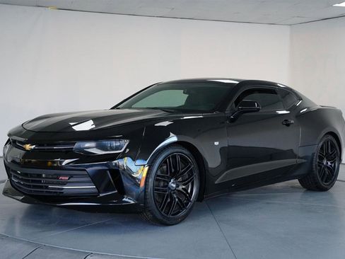 Used 2017 Chevrolet Camaro LT w/ RS Package image 4