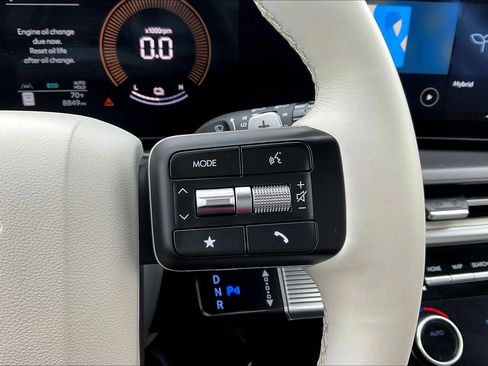 Used 2026 Hyundai Santa Fe SE image 11