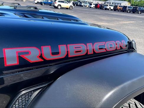Used 2021 Jeep Wrangler Unlimited Rubicon w/ LED Lighting Group AWD/4WD image 24