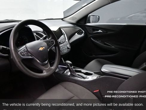 Used 2023 Chevrolet Malibu LT FWD image 12