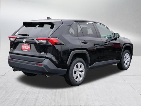 Certified 2024 Toyota RAV4 LE AWD/4WD image 7