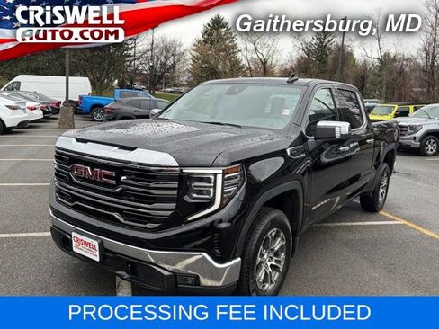 Used 2025 GMC Sierra 1500 SLT image 1