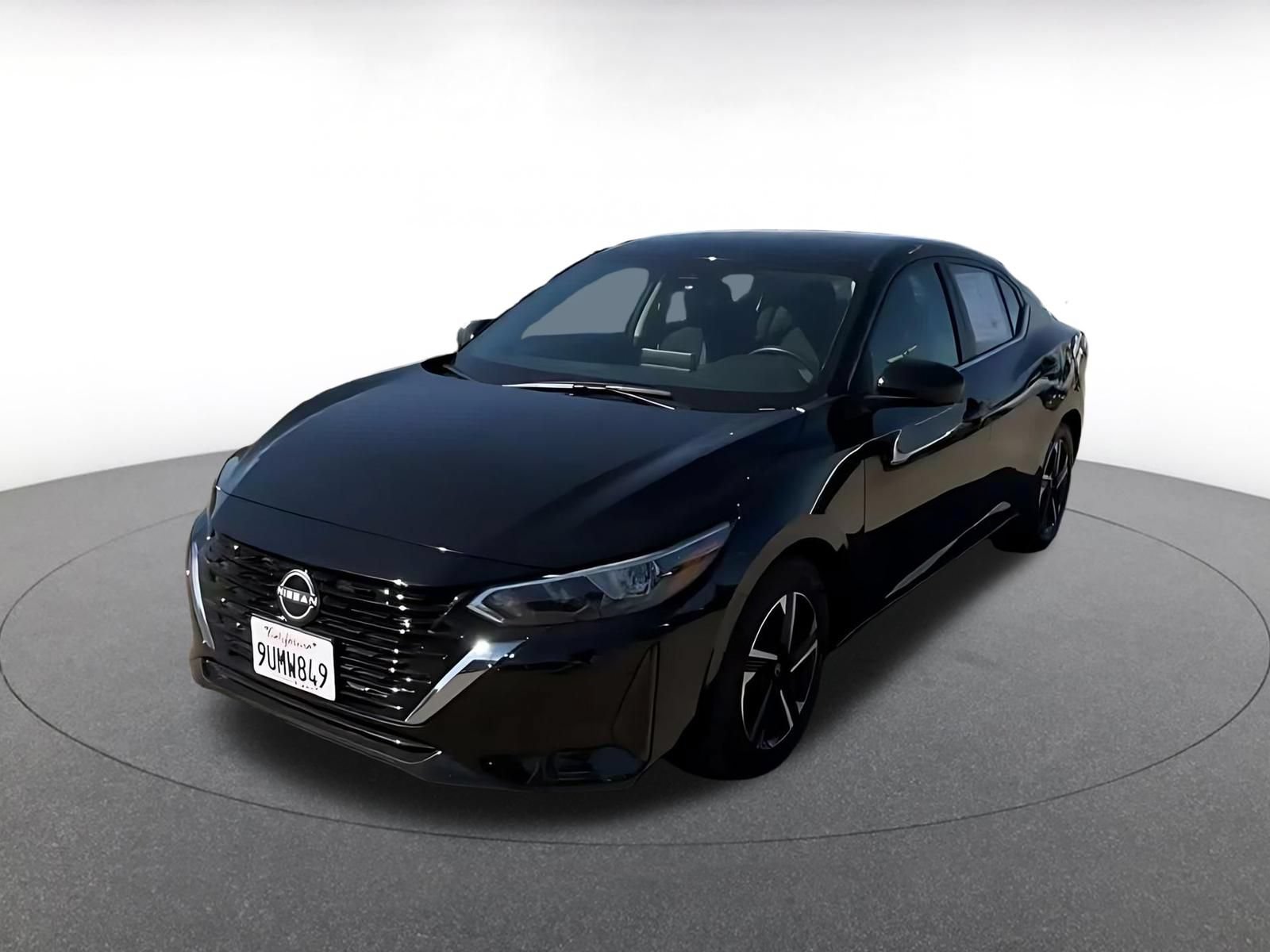 Used 2025 Nissan Sentra SV FWD image 6