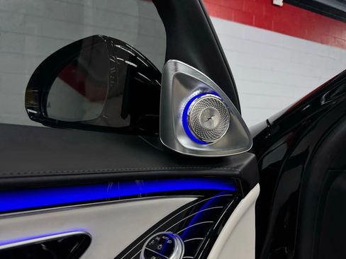 Used 2023 Mercedes-Benz Maybach S 680 4MATIC w/ Manufaktur Leather Package image 35