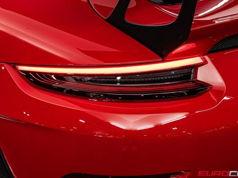 Used 2018 Porsche 911 GT2 RS image 28