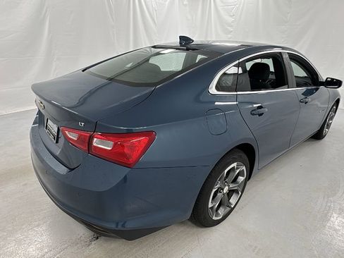 Used 2024 Chevrolet Malibu LT FWD image 3