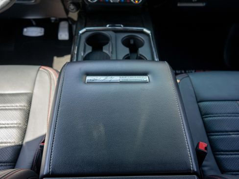 Used 2022 Ford F250 Lariat w/ Lariat Ultimate Package image 42