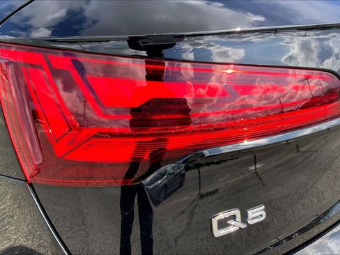 Used 2025 Audi Q5 2.0T Premium AWD/4WD image 28