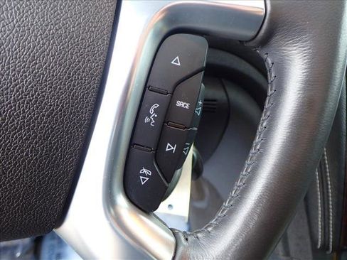 Used 2016 Chevrolet Traverse LTZ image 17