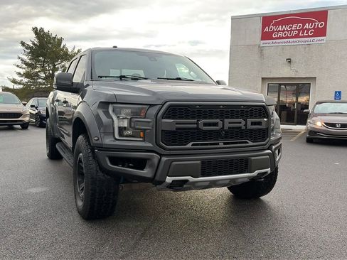 Used 2018 Ford F150 Raptor w/ Equipment Group 802A Luxury image 5
