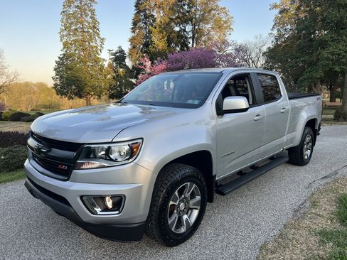 Used 2019 Chevrolet Colorado Z71 image 4