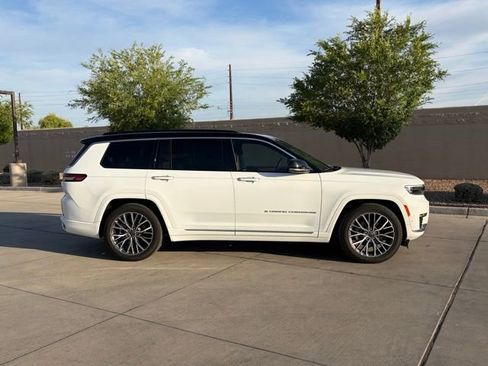 Certified 2025 Jeep Grand Cherokee L Summit image 3