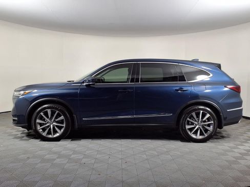 Used 2025 Acura MDX w/ Technology Package AWD/4WD image 4