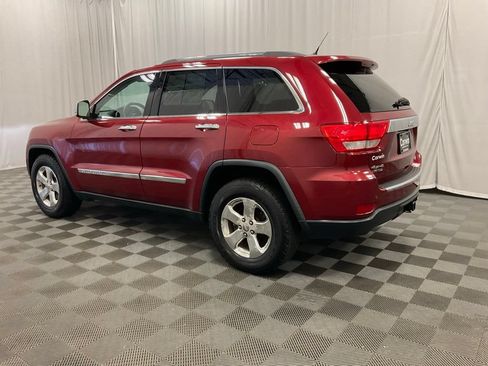 Used 2013 Jeep Grand Cherokee Limited w/ Trailer Tow Group AWD/4WD image 4