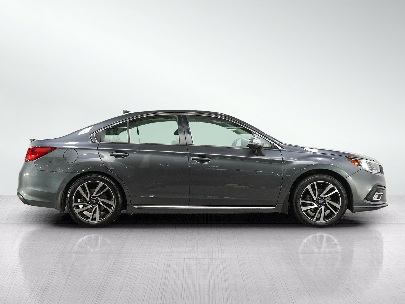 Used 2019 Subaru Legacy 2.5i Sport AWD/4WD image 6