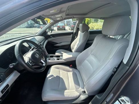 Used 2018 Honda Accord EX-L image 23