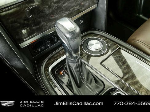 Used 2022 Nissan Armada Platinum w/ Captain's Chairs Package RWD image 17
