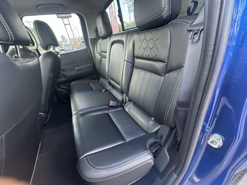 Used 2024 Nissan Frontier SL w/ Technology Package RWD image 26