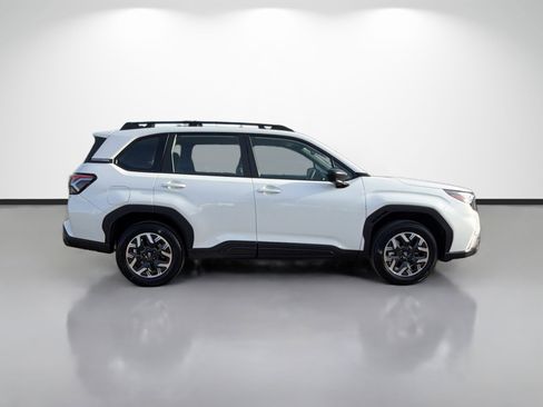New 2026 Subaru Forester Base image 2