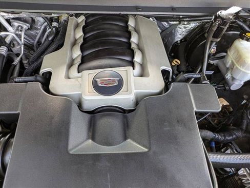 Used 2018 Cadillac Escalade ESV Platinum AWD/4WD image 27