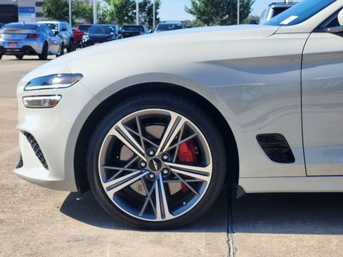 Used 2025 Genesis G70 3.3T Advanced RWD image 8