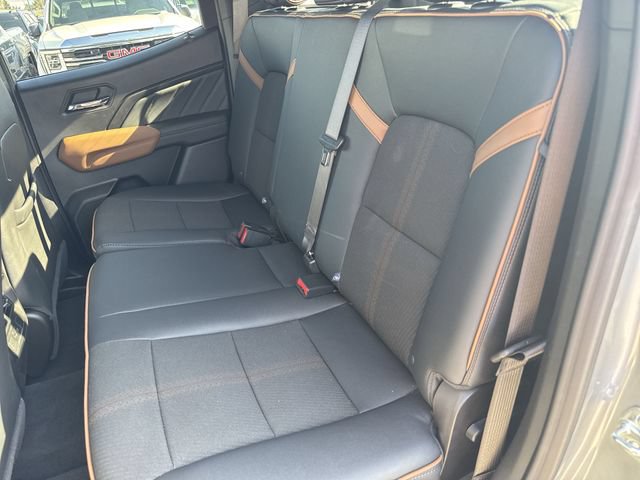 Used 2025 GMC Canyon AT4 AWD/4WD image 24