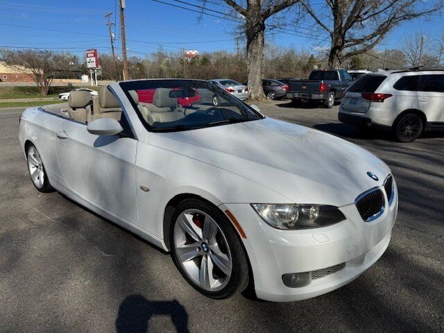 Used 2009 BMW 335i Convertible RWD image 10