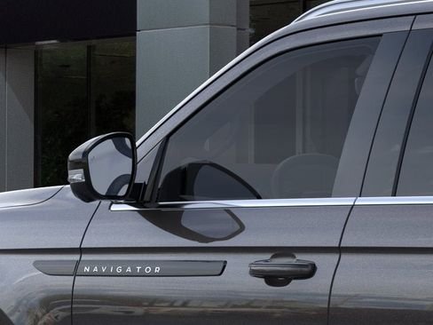 New 2026 Lincoln Navigator L Black Label AWD/4WD image 20
