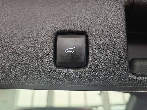 Used 2022 Ford Escape SE w/ Convenience Package AWD/4WD image 31