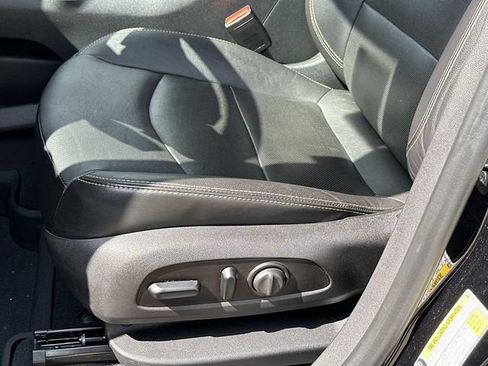 Used 2019 GMC Terrain SLT w/ Preferred Package AWD/4WD image 15