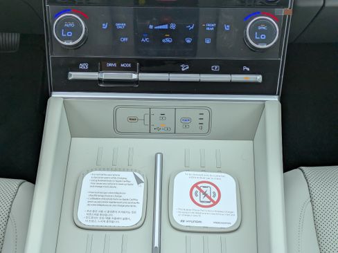 New 2027 Hyundai Santa Fe SEL FWD image 17