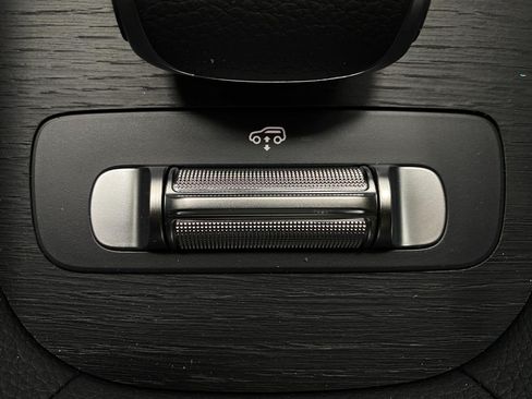 New 2026 Mercedes-Benz GLS 450 4MATIC image 31