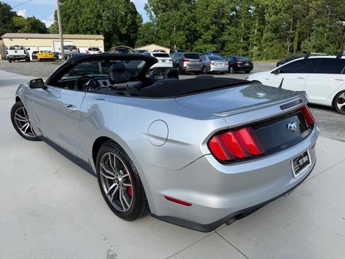 Used 2016 Ford Mustang Premium RWD image 7