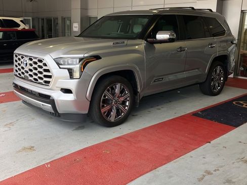 Used 2024 Toyota Sequoia Capstone image 10