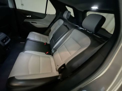 Used 2018 Chevrolet Equinox Premier image 23