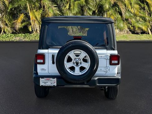 Used 2022 Jeep Wrangler Unlimited Sport image 6