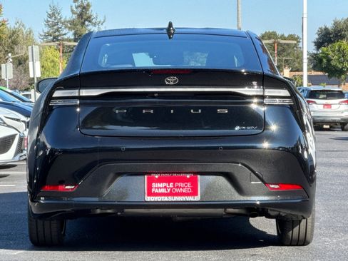 New 2026 Toyota Prius Plug-In Hybrid image 8