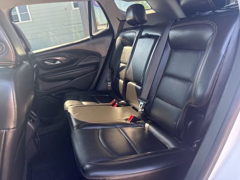 Used 2021 GMC Terrain SLT AWD/4WD image 12