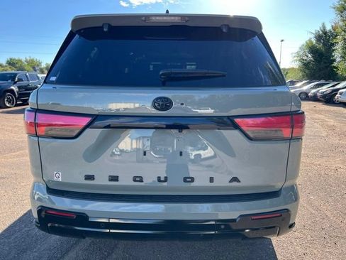 Used 2024 Toyota Sequoia Platinum AWD/4WD image 5