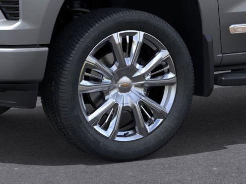 New 2026 Chevrolet Silverado 1500 High Country w/ High Country Premium Package image 9
