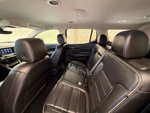 Used 2021 GMC Acadia Denali w/ Denali Technology Package FWD image 26