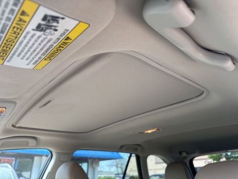 Used 2018 Subaru Outback 2.5i Limited AWD/4WD image 21